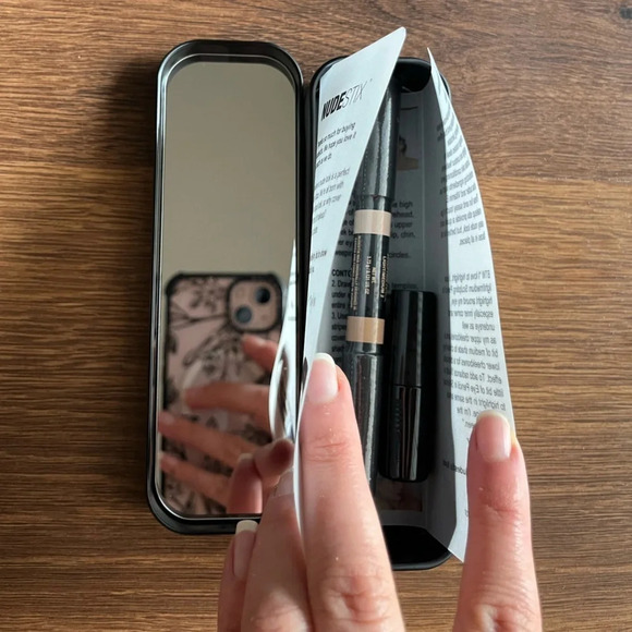 NWT NUDESTIX SCULPTING PENCIL - Light/Medium 2 - Picture 4 of 10